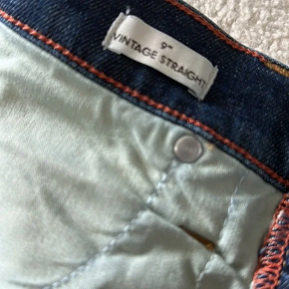 J Crew 9” Vintage Straight Jean EUC - Picture 3 of 5